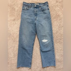 Levi’s Ribcage Straight Ankle Jeans (W29 x L27)